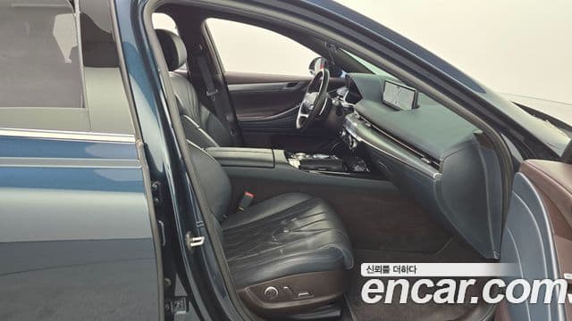 Genesis Electrified G80 2021 — Şəkil 11/20
