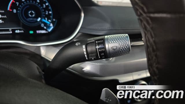 Genesis Electrified G80 2021 — Şəkil 18/20