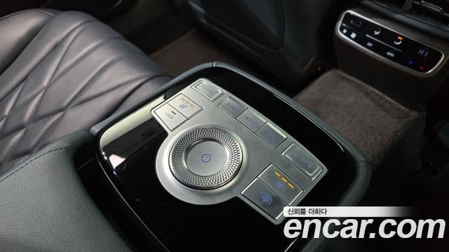Genesis Electrified G80 2021 — Şəkil 19/20