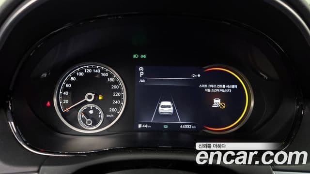 Genesis GV70 2021 — Şəkil 8/20