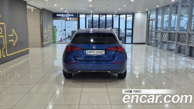 Mercedes-Benz A-Class 2024 — Photo 6/20