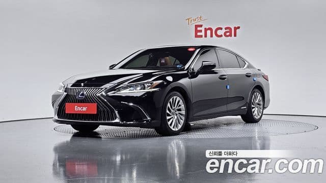 Lexus ES300h 2020 — ფოტო 3/20