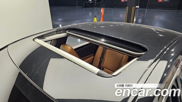 Lexus ES300h 2020 — ფოტო 2/20