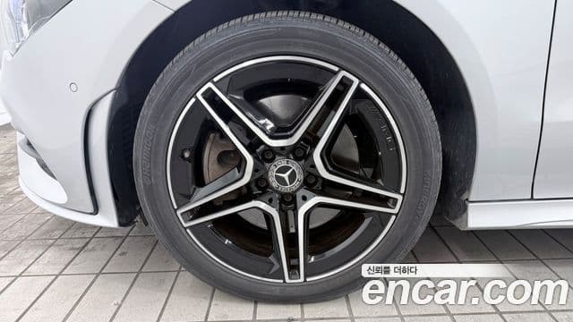 Mercedes-Benz CLA-Class 2021 — Фото 4/20