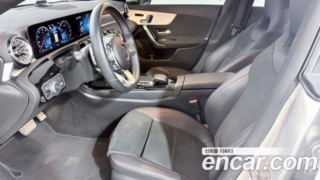 Mercedes-Benz CLA-Class 2021 — Фото 14/20