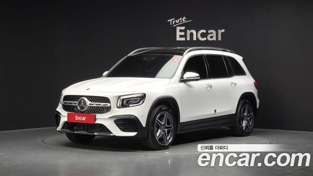 Mercedes-Benz GLB-Class 2022 — ფოტო 6/20
