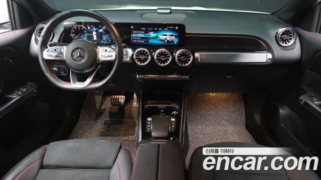 Mercedes-Benz GLB-Class 2022 — ფოტო 20/20