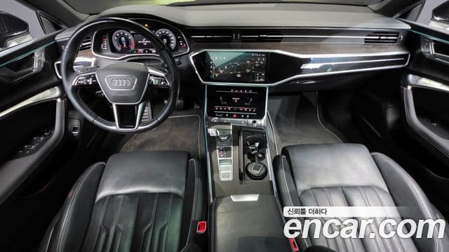 Audi A7 2020 — ფოტო 7/20