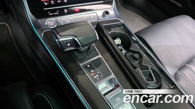 Audi A7 2020 — ფოტო 9/20