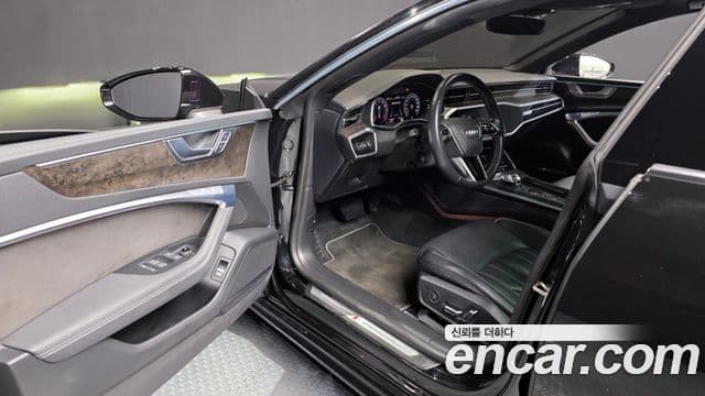 Audi A7 2020 — ფოტო 10/20