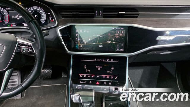 Audi A7 2020 — ფოტო 14/20