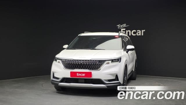 Kia Carnival 2021 — ფოტო 3/20