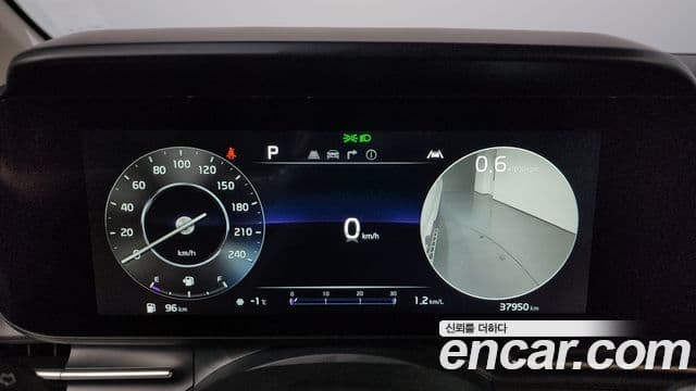 Kia Carnival 2022 — Şəkil 8/20