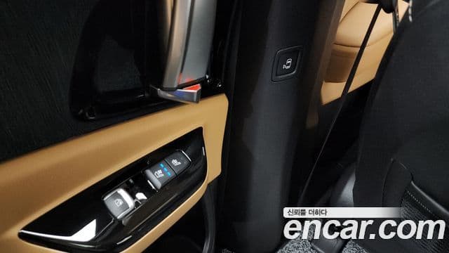 Kia Carnival 2022 — Şəkil 18/20