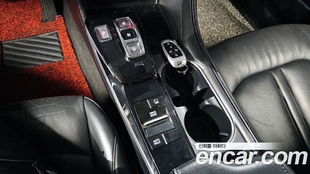 Hyundai Sonata Hybrid 2019 — Photo 7/20