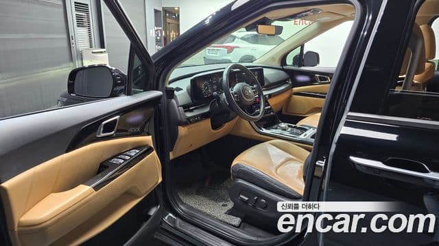 Kia Carnival 2021 — Фото 10/20