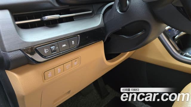 Kia Carnival 2021 — Фото 14/20