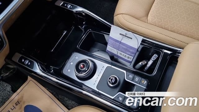 Kia Sorento 2021 — ფოტო 8/18