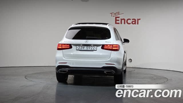 Mercedes-Benz GLC-Class 2019 — ფოტო 4/20