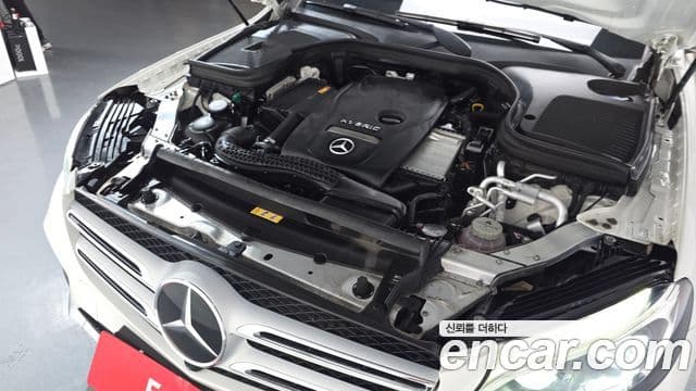 Mercedes-Benz GLC-Class 2019 — ფოტო 6/20