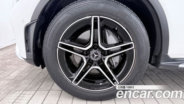 Mercedes-Benz GLC-Class 2023 — Фото 5/20