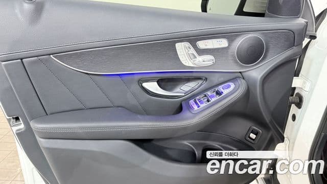 Mercedes-Benz GLC-Class 2023 — Фото 15/20