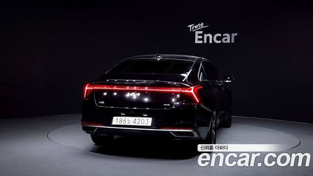 Kia K8 2022 — ფოტო 8/20