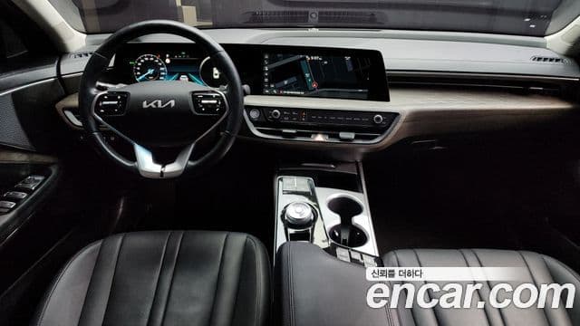 Kia K8 2022 — ფოტო 2/20