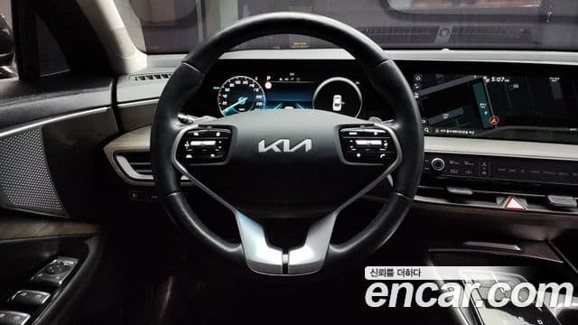 Kia K8 2022 — ფოტო 14/20