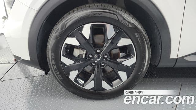 Kia Sportage 2022 — ფოტო 4/20