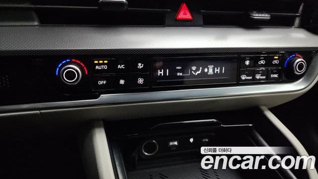 Kia Sportage 2022 — ფოტო 16/20