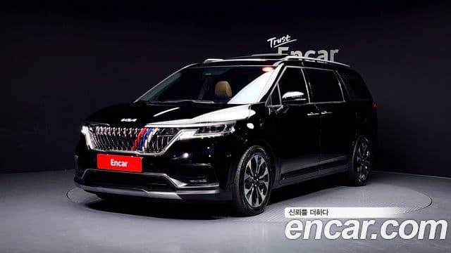 Kia Carnival 2022 — ფოტო 10/20