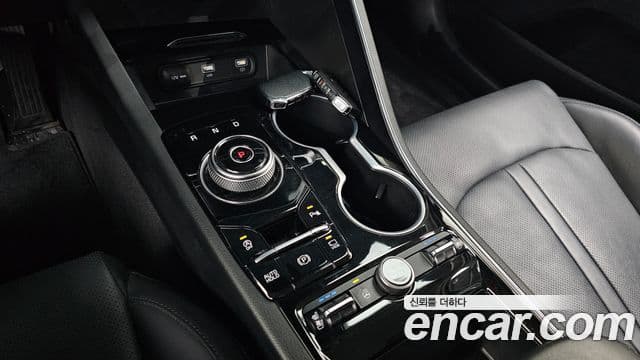 Kia K5 2020 — ფოტო 9/20