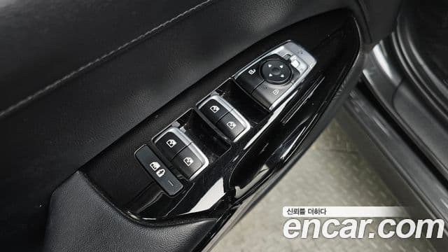 Kia K5 2020 — ფოტო 19/20