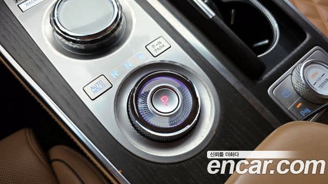 Genesis GV80 2023 — ფოტო 8/20