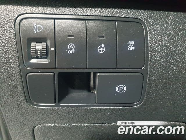Hyundai Staria 2023 — Фото 11/20