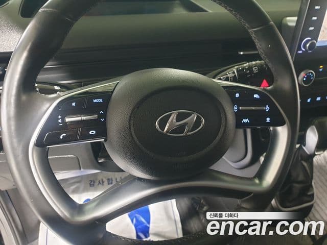 Hyundai Staria 2023 — Фото 12/20