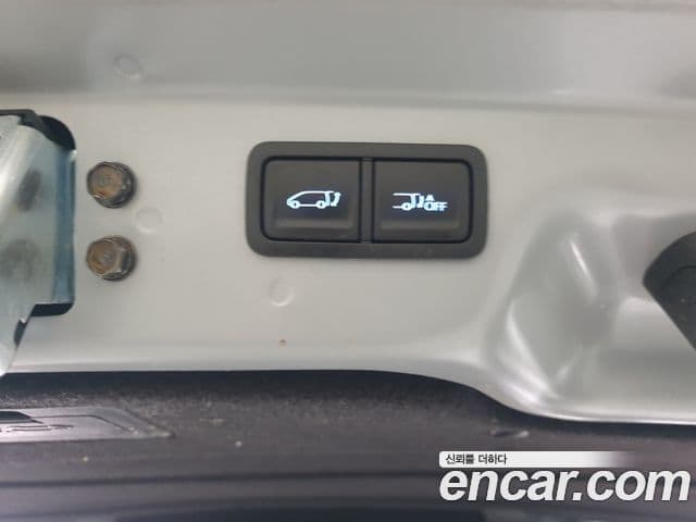 Hyundai Staria 2023 — Фото 15/20