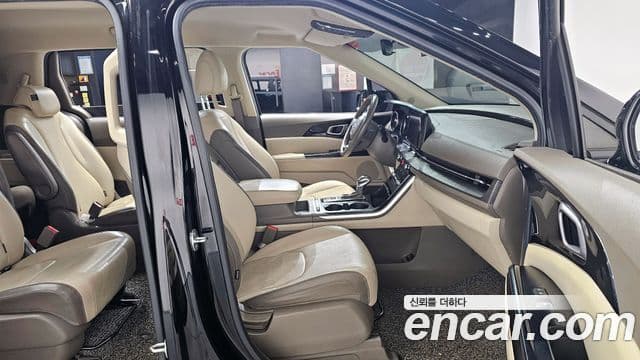 Kia Carnival 2020 — Şəkil 10/20