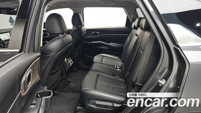 Kia Sorento 2022 — ფოტო 12/20