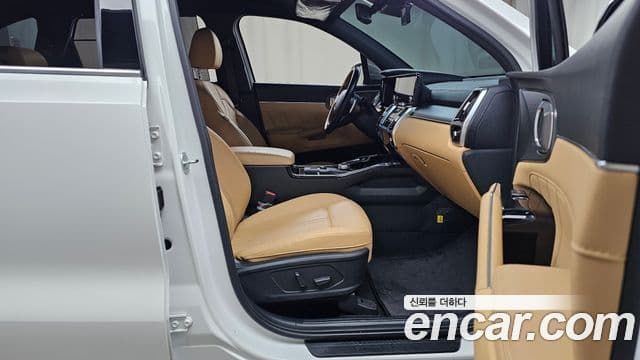 Kia Sorento 2023 — ფოტო 11/20