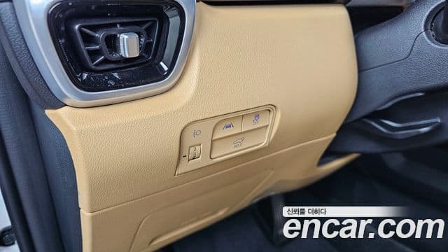 Kia Sorento 2023 — ფოტო 14/20
