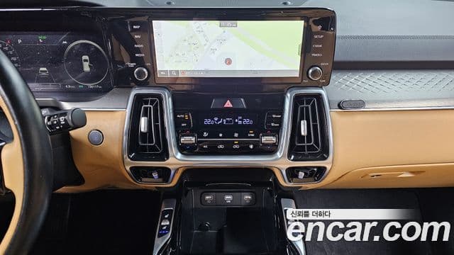 Kia Sorento 2023 — ფოტო 15/20