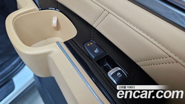 Kia Sorento 2023 — ფოტო 19/20