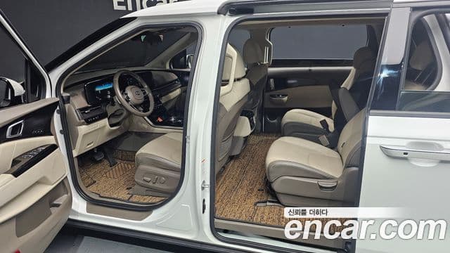 Kia Carnival 2021 — Şəkil 11/20