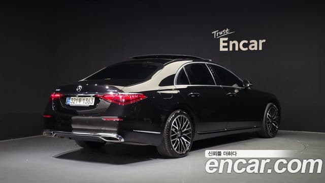 Mercedes-Benz S-Class 2022 — ფოტო 2/20