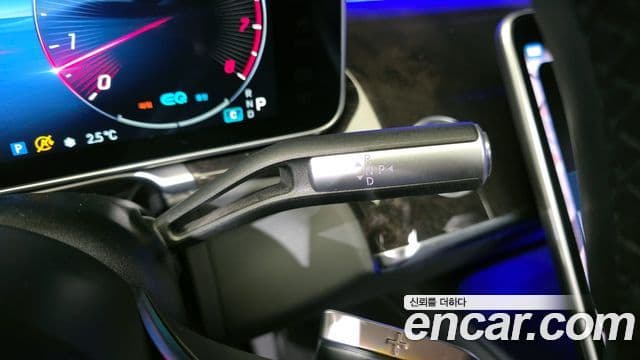 Mercedes-Benz S-Class 2022 — ფოტო 9/20