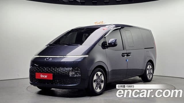 Hyundai Staria 2022 — ფოტო 1/20
