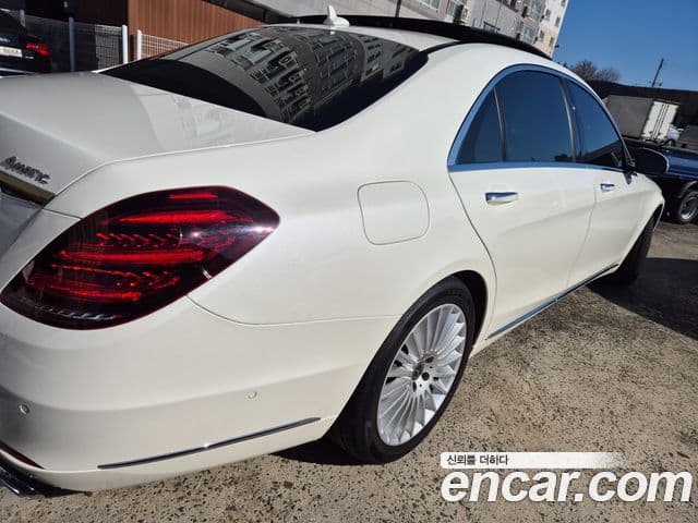 Mercedes-Benz S-Class 2018 — Şəkil 17/20