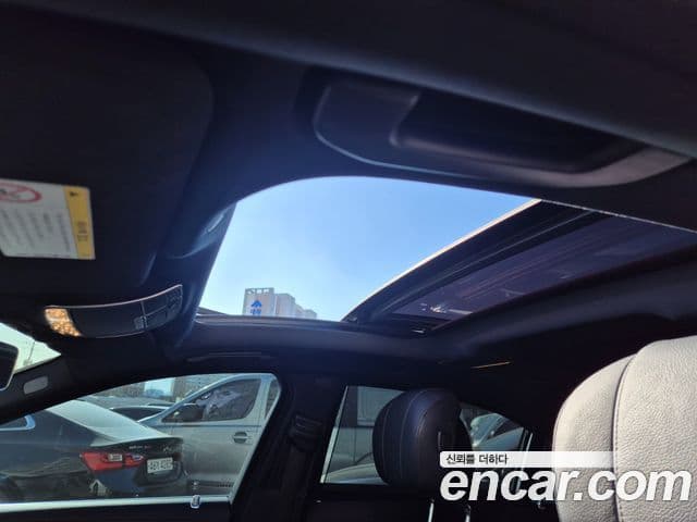 Mercedes-Benz S-Class 2018 — Şəkil 8/20